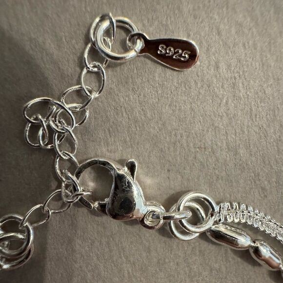 Elegant Silver Bracelet M477 - Picture 3 of 5